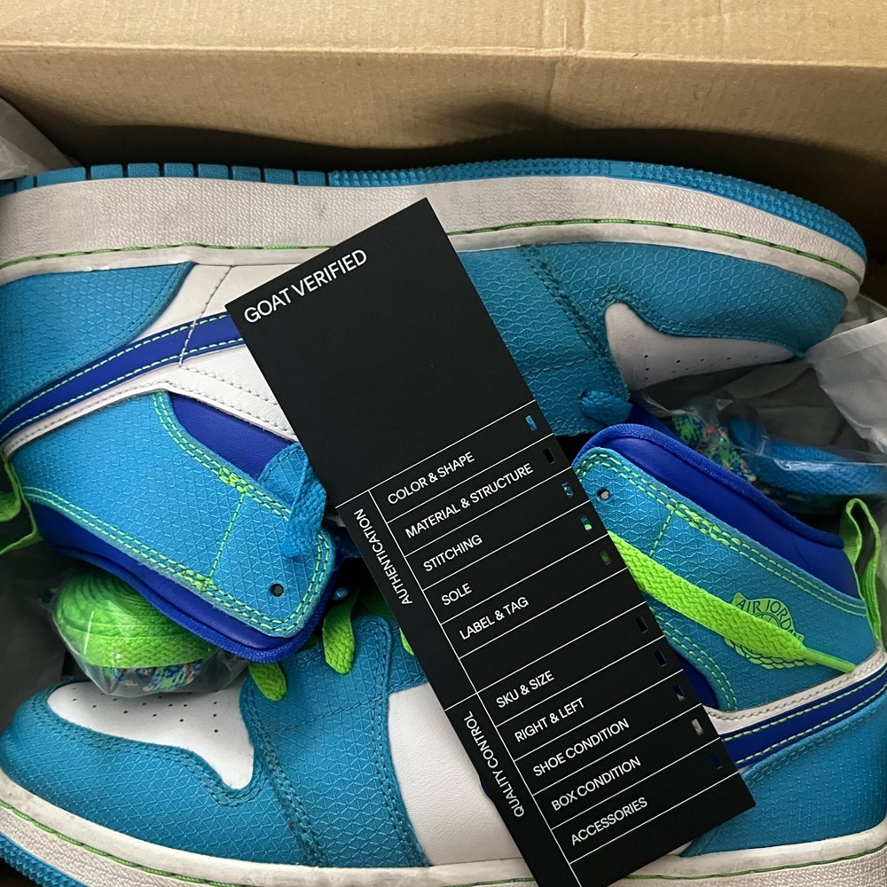 Air Jordan 1 mid SE Sprite